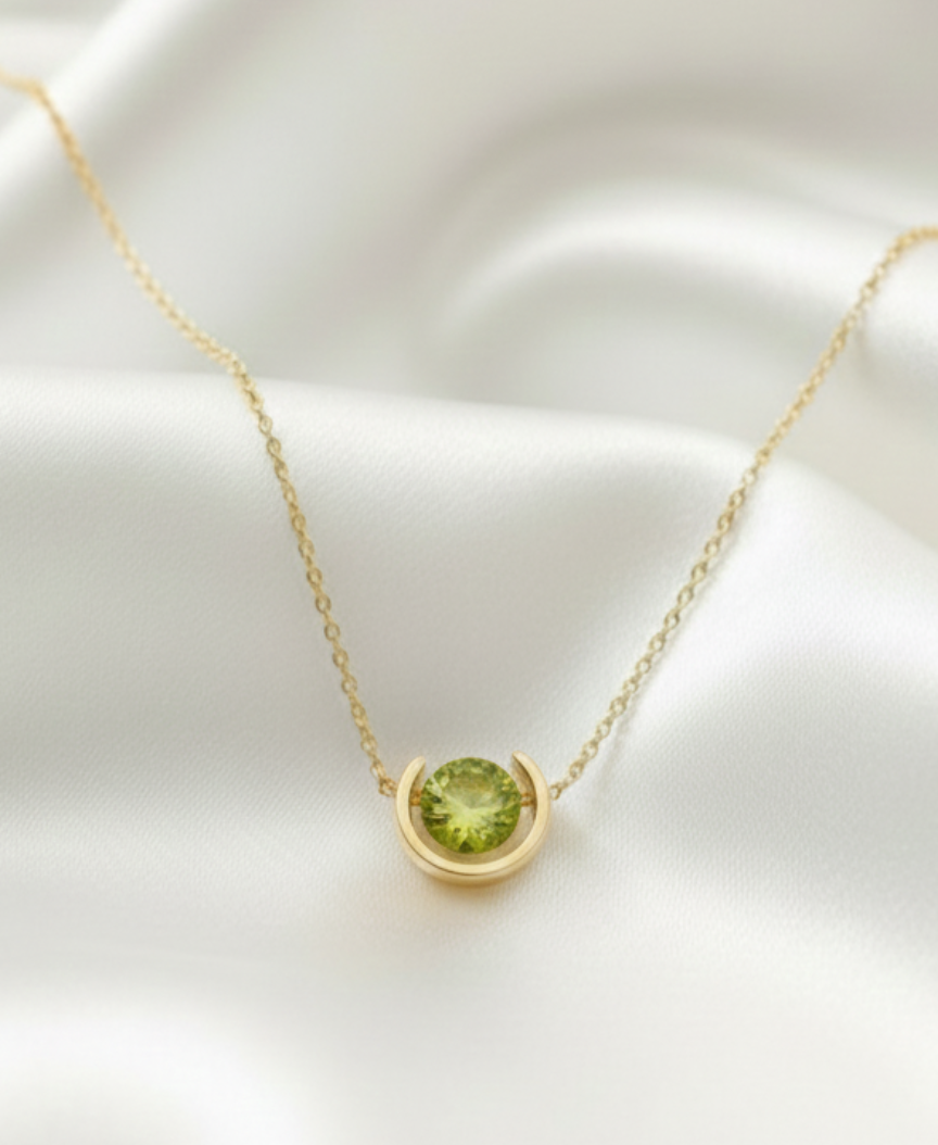 August - Peridot Gold-Plated Necklace